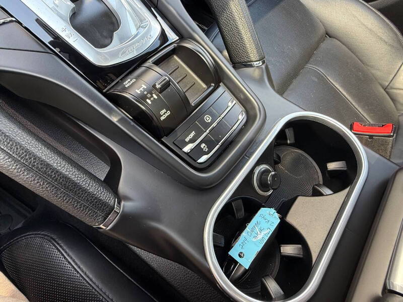 2014 Porsche Cayenne Platinum