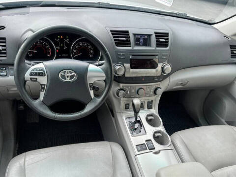 2011 Toyota Highlander