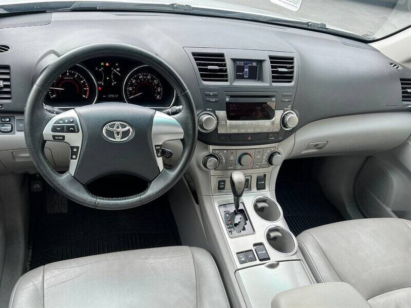 2011 Toyota Highlander