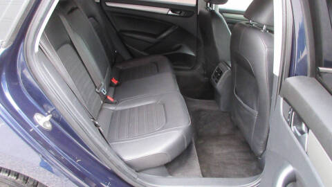 2015 Volkswagen Passat 1.8T SE