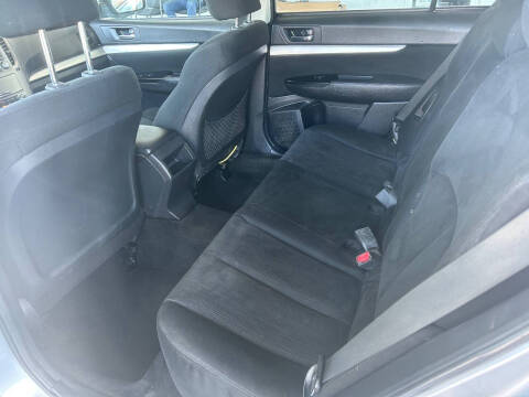 2013 Subaru Outback 2.5i Premium