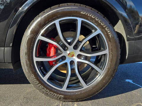 2024 Porsche Cayenne S