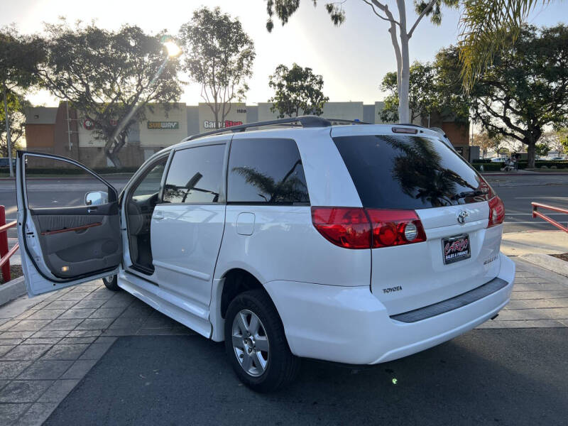 2008 Toyota Sienna