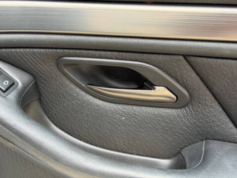 2002 BMW M5