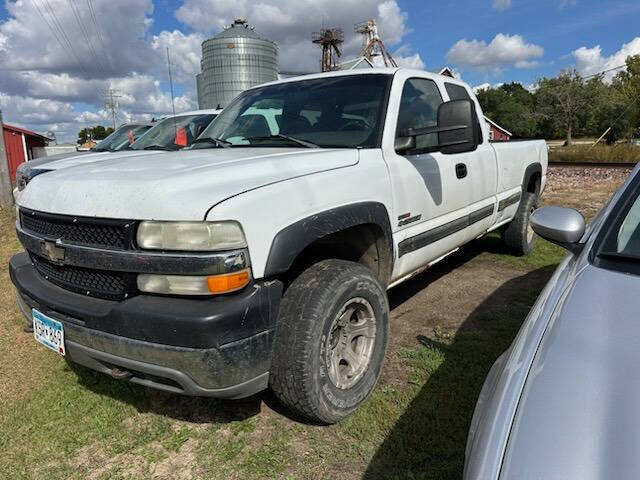 2002 Chevrolet Silverado 2500HD LS's photo
