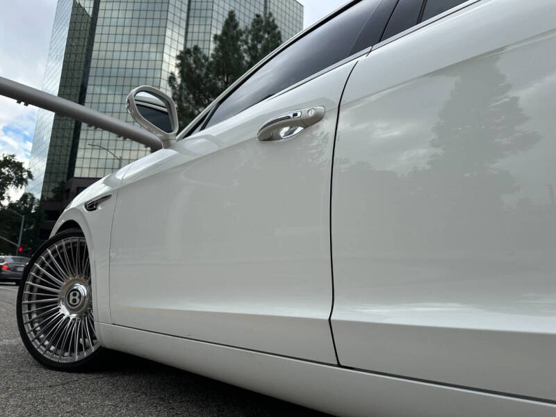 2018 Bentley Flying Spur V8