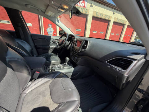 2019 Jeep Cherokee Latitude Plus
