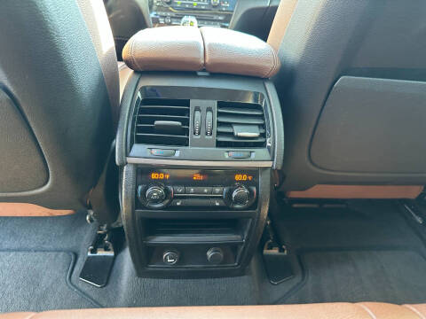 2015 BMW X6 xDrive50i