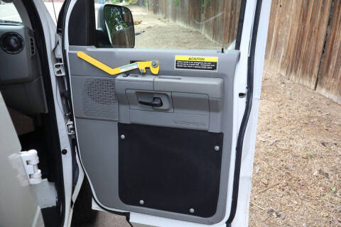 2012 Ford E-Series E-350 SD