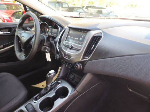 2017 Chevrolet Cruze LT Auto