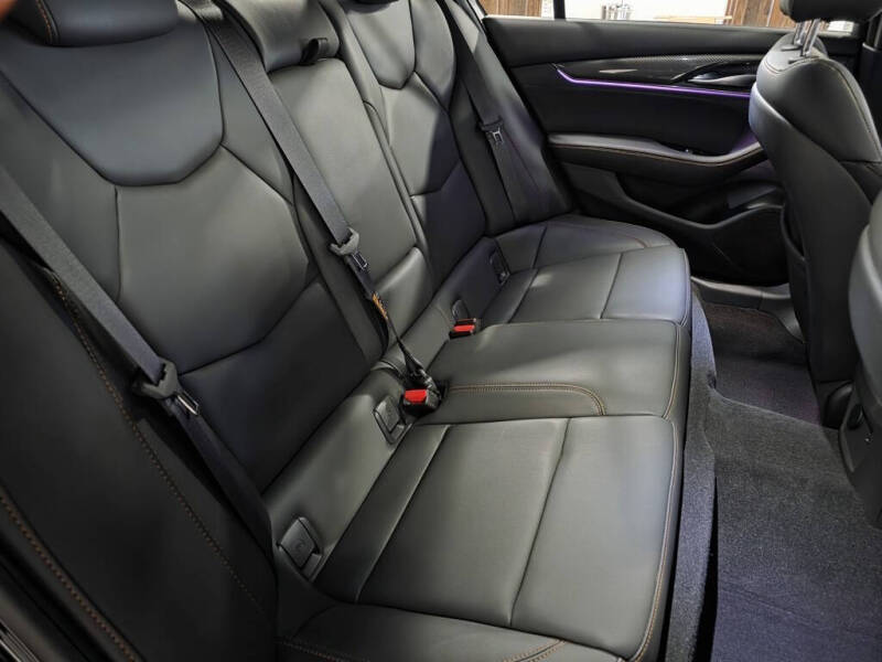 2025 Cadillac CT5 Sport