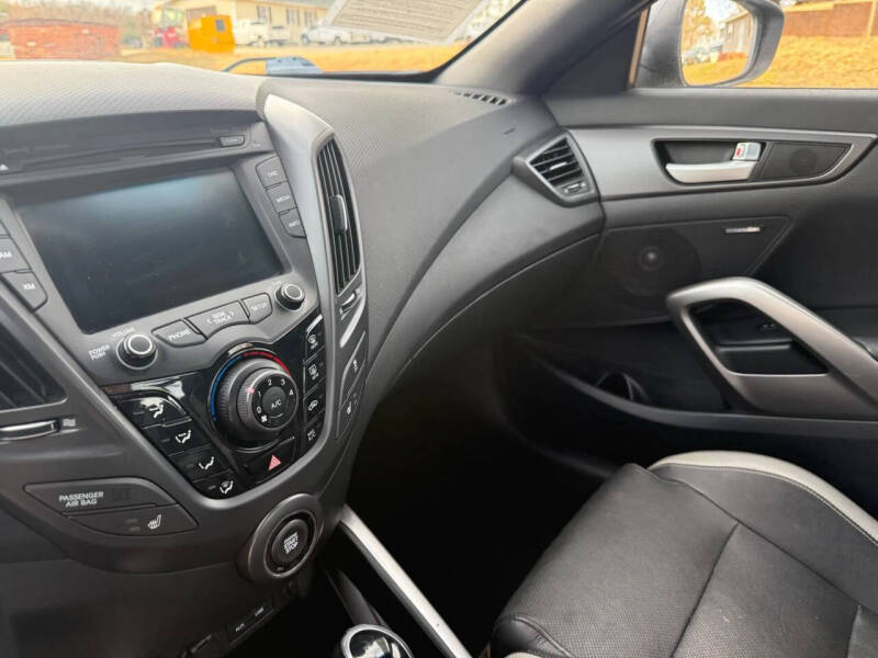 2016 Hyundai Veloster