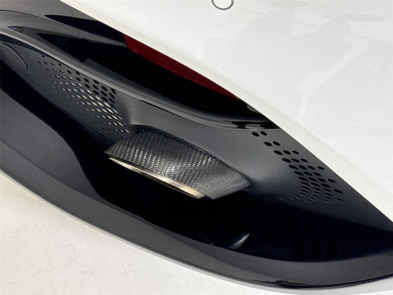 2021 Aston Martin DBX