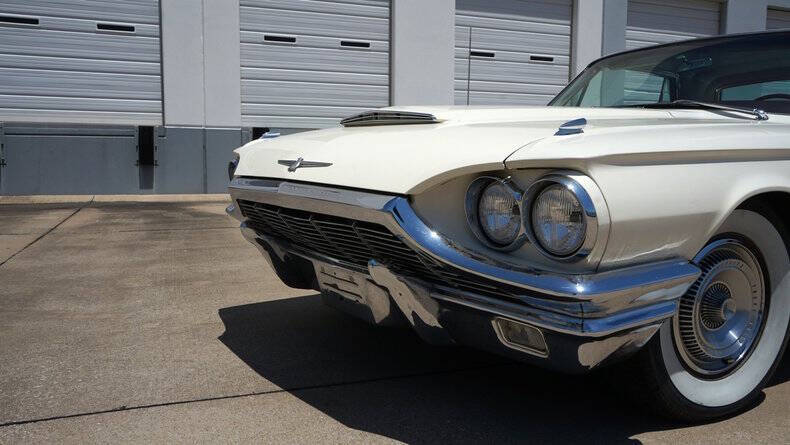 1965 Ford Thunderbird