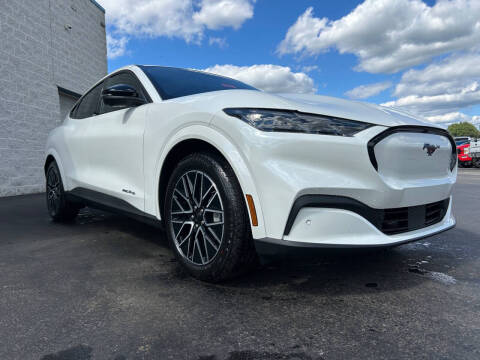 2025 Ford Mustang Mach-E Premium