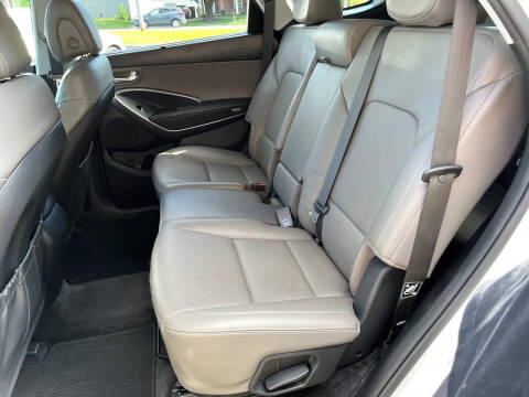 2018 Hyundai Santa Fe SE