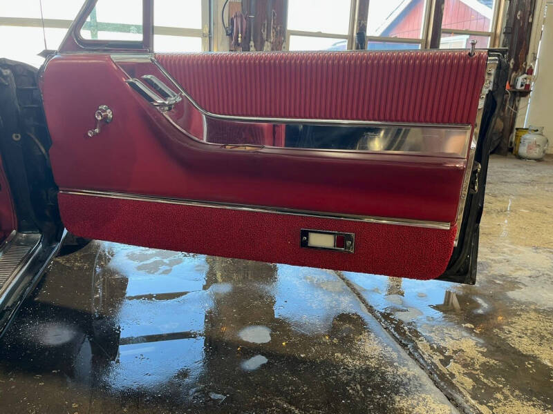 1965 Ford Thunderbird