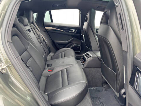 2022 Porsche Panamera