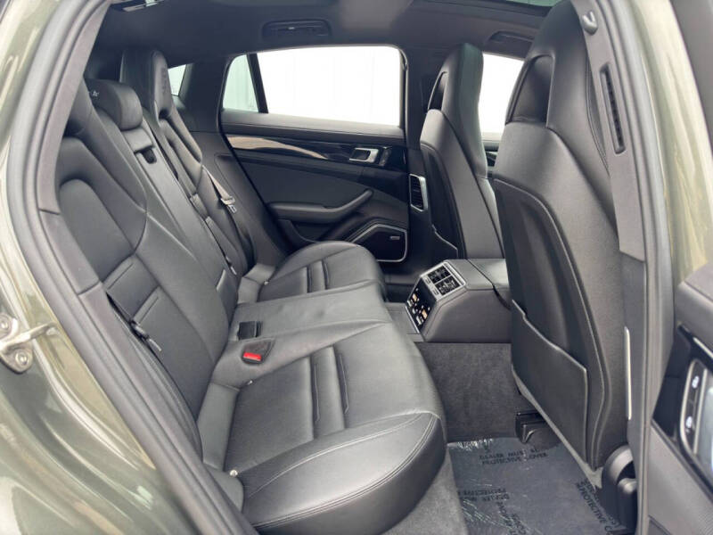 2022 Porsche Panamera