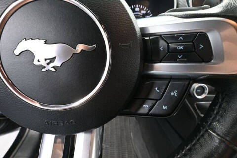 2022 Ford Mustang EcoBoost