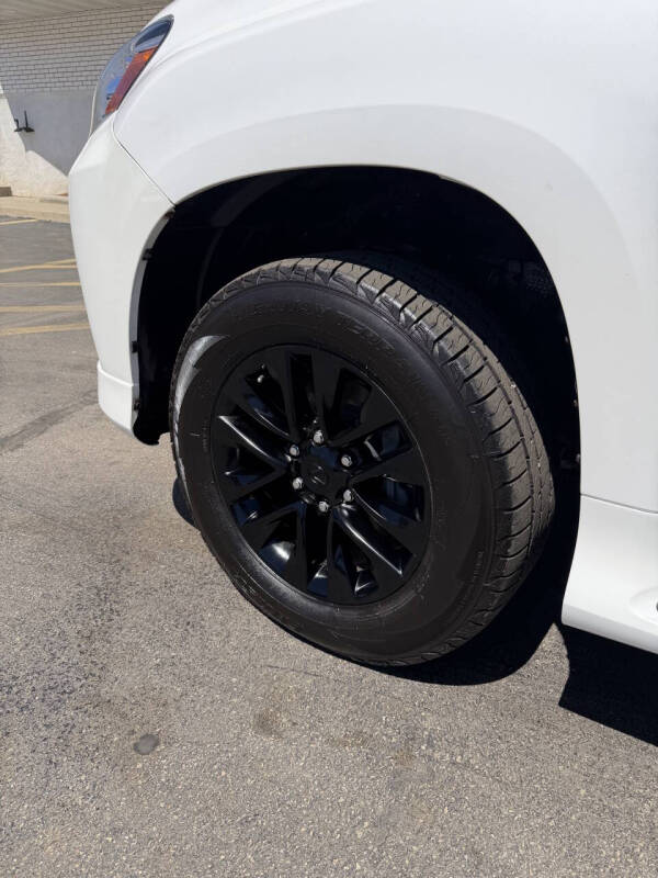 2017 Lexus GX 460