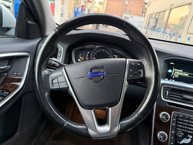 2016 Volvo S60 T5 Premier