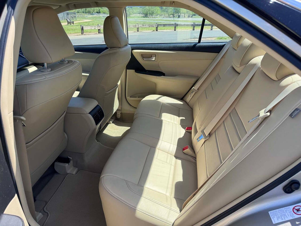 2015 Toyota Camry 13