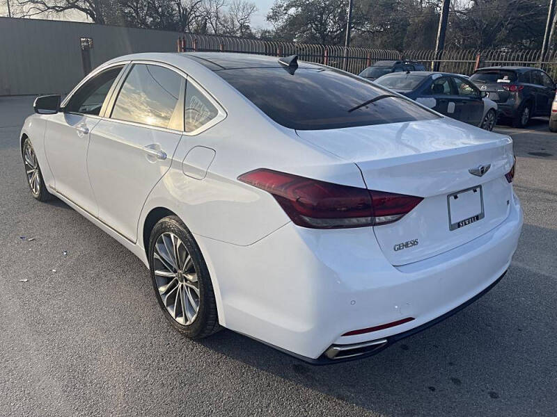 2015 Hyundai Genesis