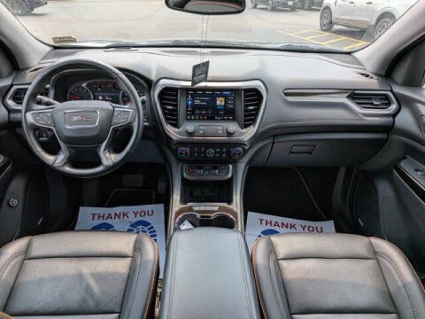 2022 GMC Acadia AT4