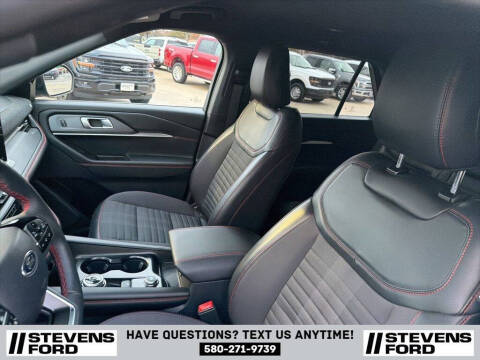 2025 Ford Explorer ST-Line