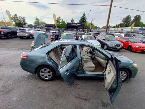 2010 Toyota Camry LE