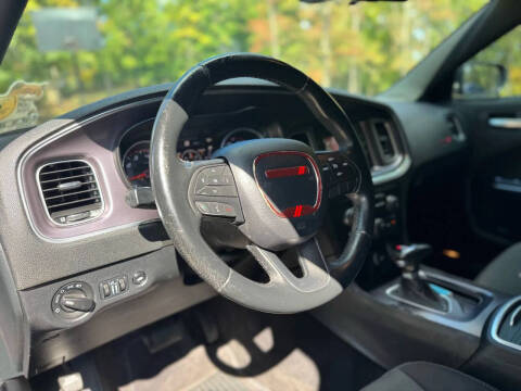 2015 Dodge Charger SE