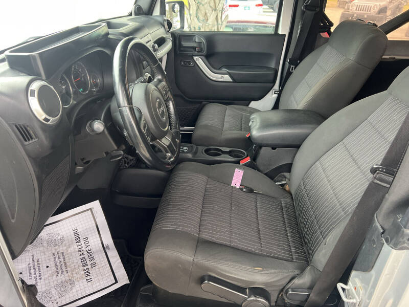 2012 Jeep Wrangler Sahara