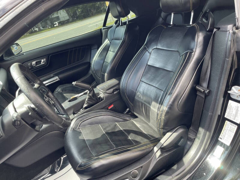 2017 Ford Mustang EcoBoost Premium