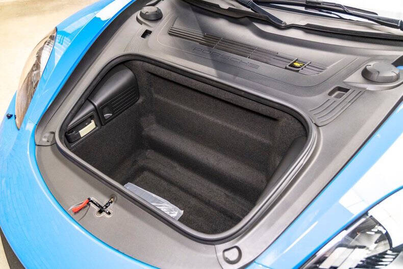 2024 Porsche 718 Boxster S