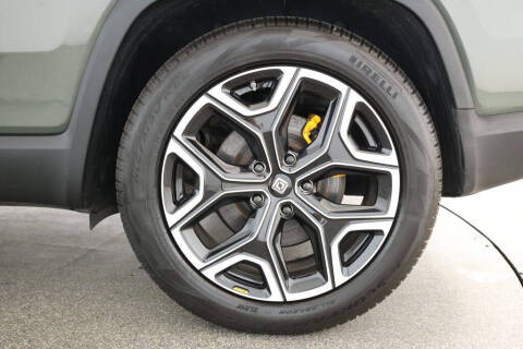 2022 Rivian R1S Launch Edition