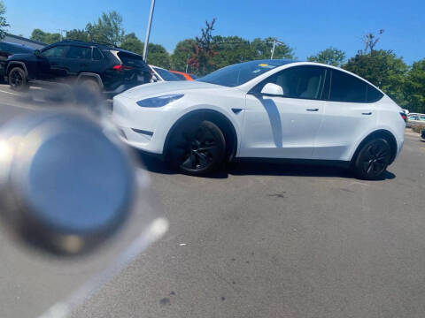 2024 Tesla Model Y Long Range