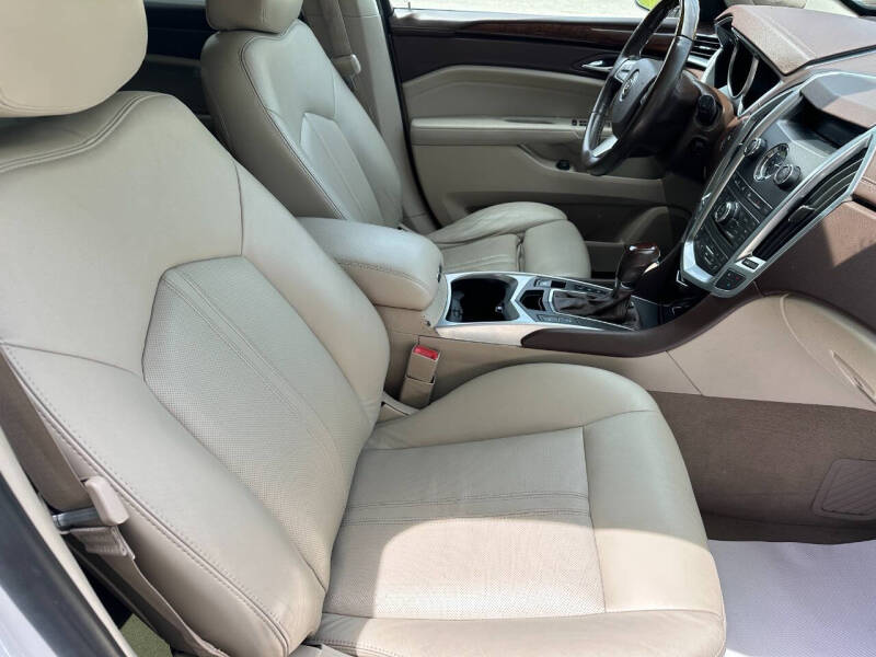 2011 Cadillac SRX Performance Collection