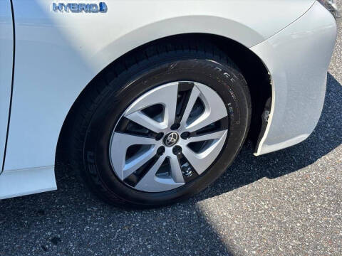 2017 Toyota Prius Four