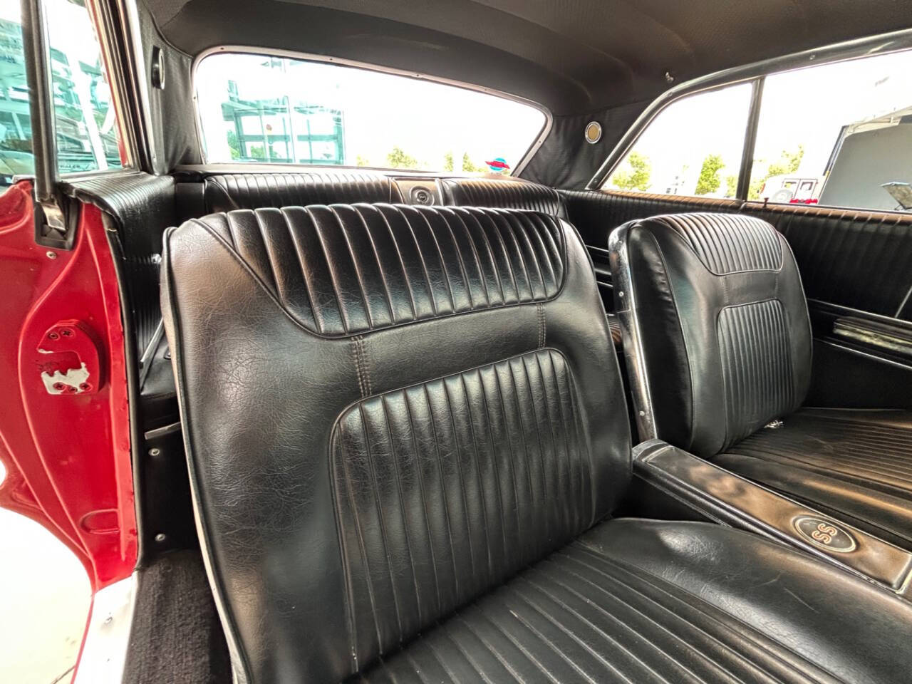 1964 Chevrolet Impala 29