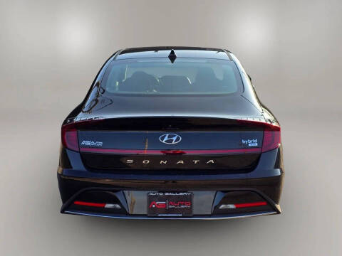 2022 Hyundai Sonata Hybrid Blue