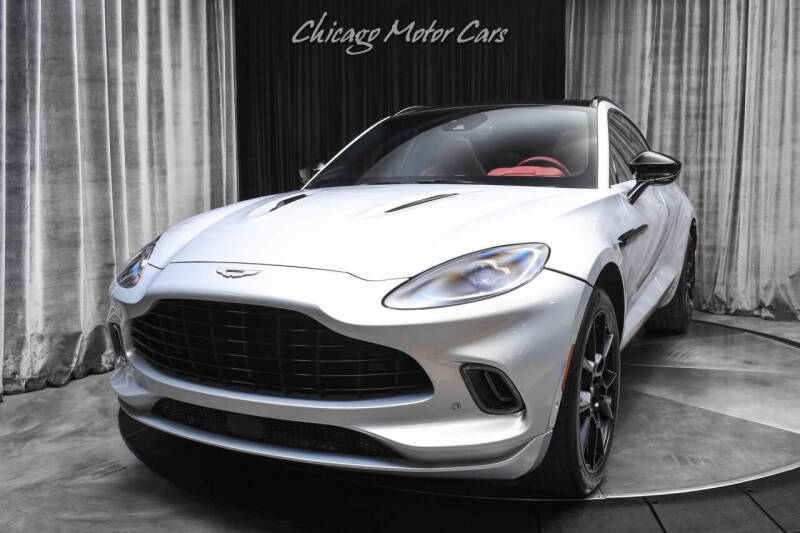 2022 Aston Martin DBX