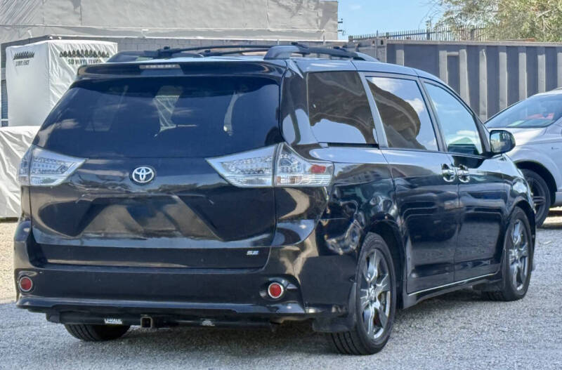 2017 Toyota Sienna