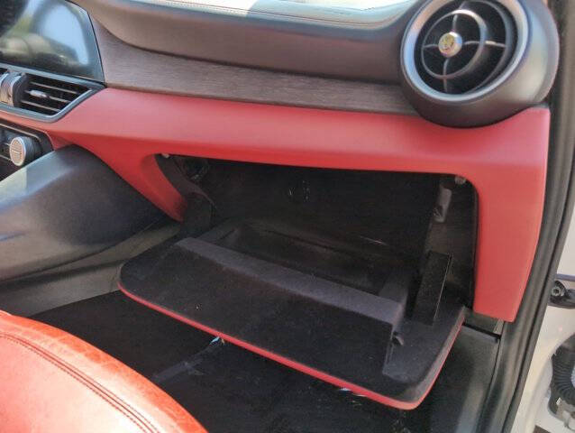 2017 Alfa Romeo Giulia Ti