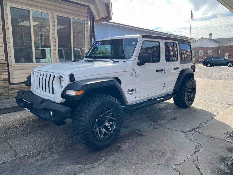 2021 Jeep Wrangler Unlimited for sale at River City Auto Center LLC in Chester IL