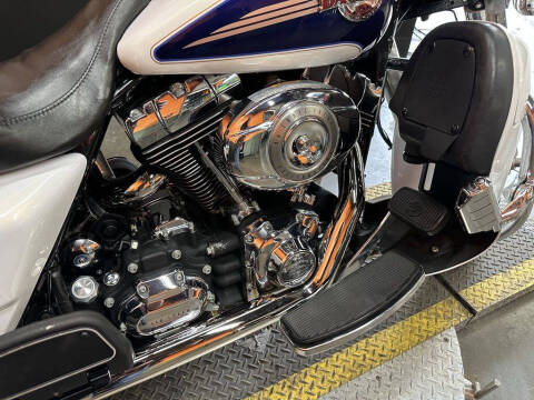 2007 Harley-Davidson® FLHTCU - Electra Glide® U