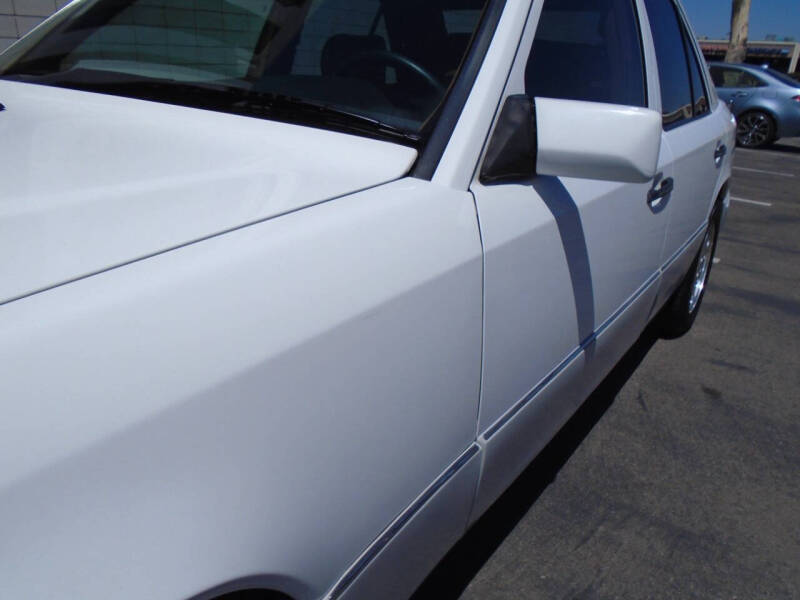 1994 Mercedes-Benz E-Class E 320