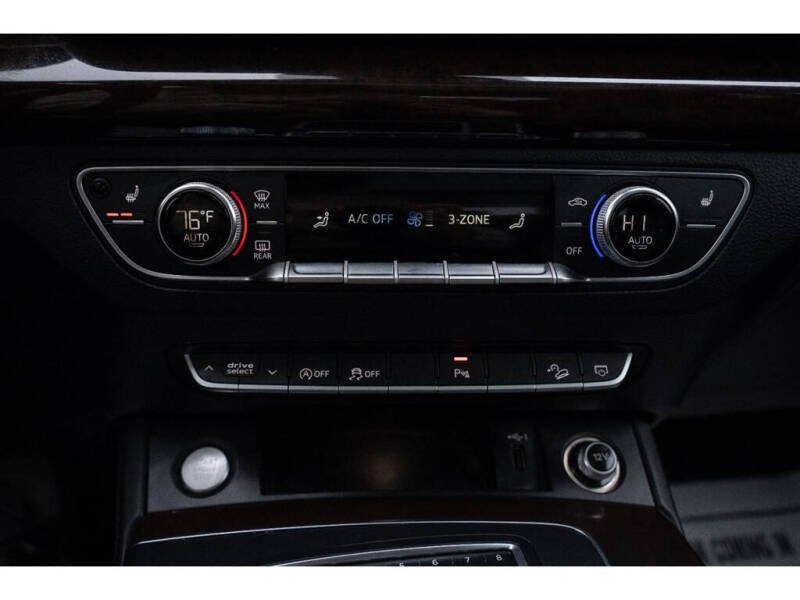 2020 Audi Q5 quattro Premium Plus 45 TFSI