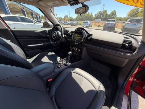 2017 MINI Clubman Cooper