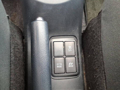 2015 Toyota Prius c Two